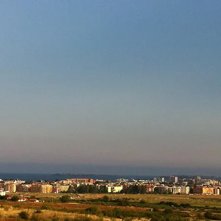 Sunny House דירה